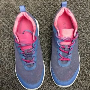 Vionic tennis shoes blue/pink size 8